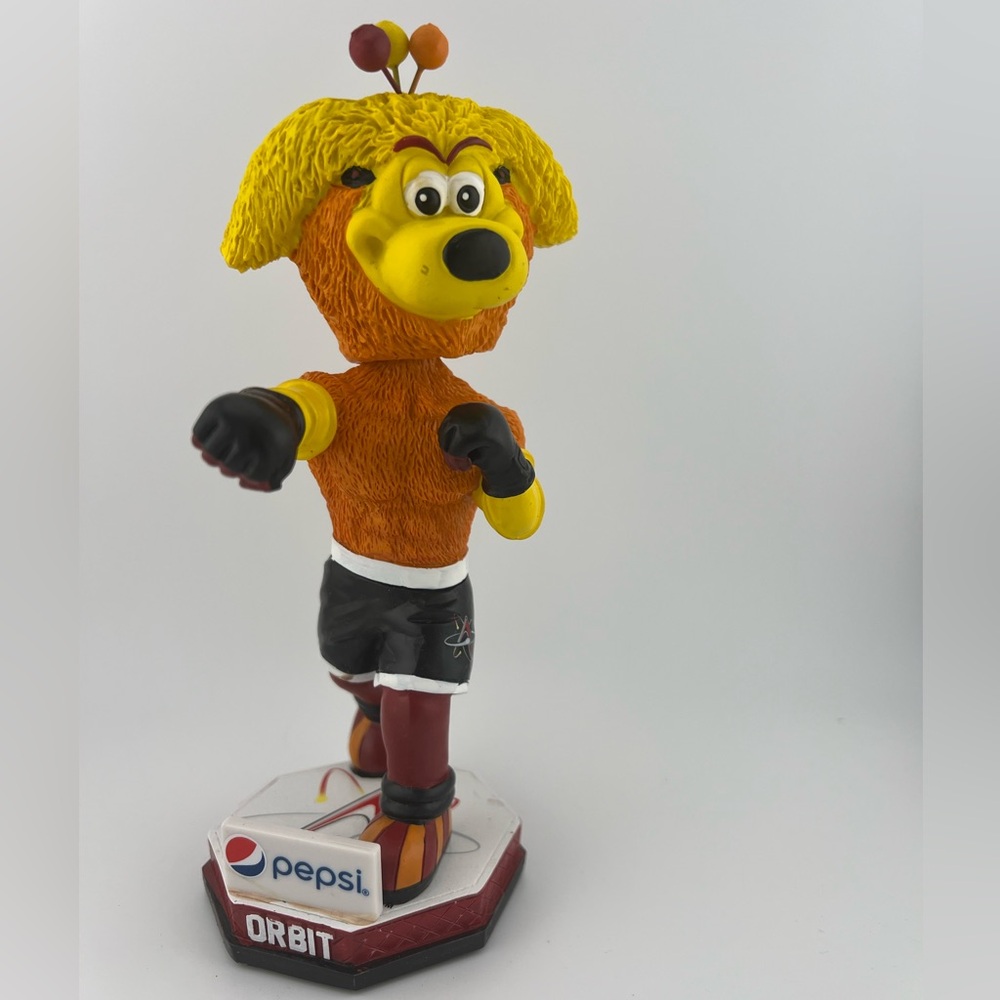 Albuquerque isotopes 2019 MMA orbit bobblehead boxer